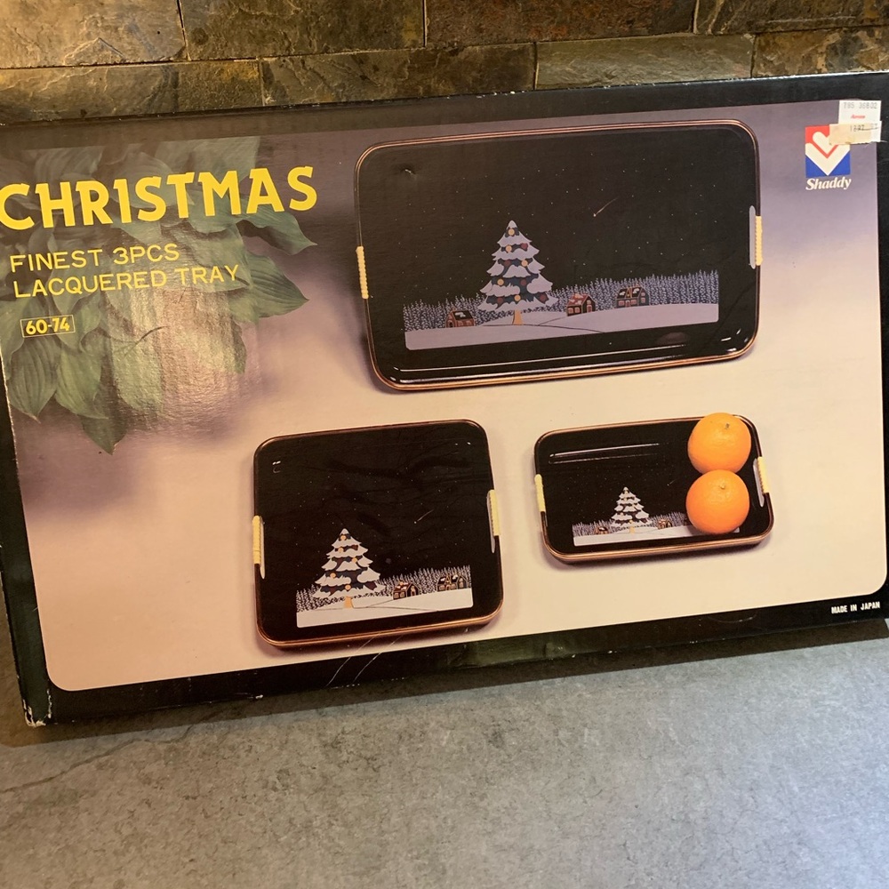 VTG Shaddy 3 Pc black Lacquered Christmas Nesting Trays Hand Decorated w/ box